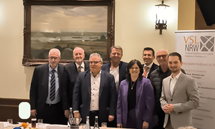 v. l. n. r. Marcus Heldt, Michael Brauner (Vorstand VSL-NRW), Olaf Lehne (CDU), Christof Rasche (FDP), Ina Besche-Krastl (Bündnis 90/Die Grünen), Max-Anton Schmirler (Vorstand VSL-NRW), Carsten Löcker (SPD), Fabian Griewel (FDP)